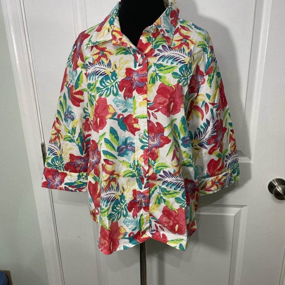 Blair Womens Floral Button Down Shirt - Red and Green PL CB-10
